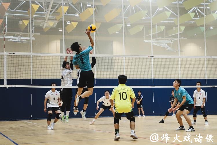 八支队伍逐梦赛场 上海市第七届高中四校排球赛落幕 八支队伍逐梦赛场 上海市第七届高中四校排球赛落幕